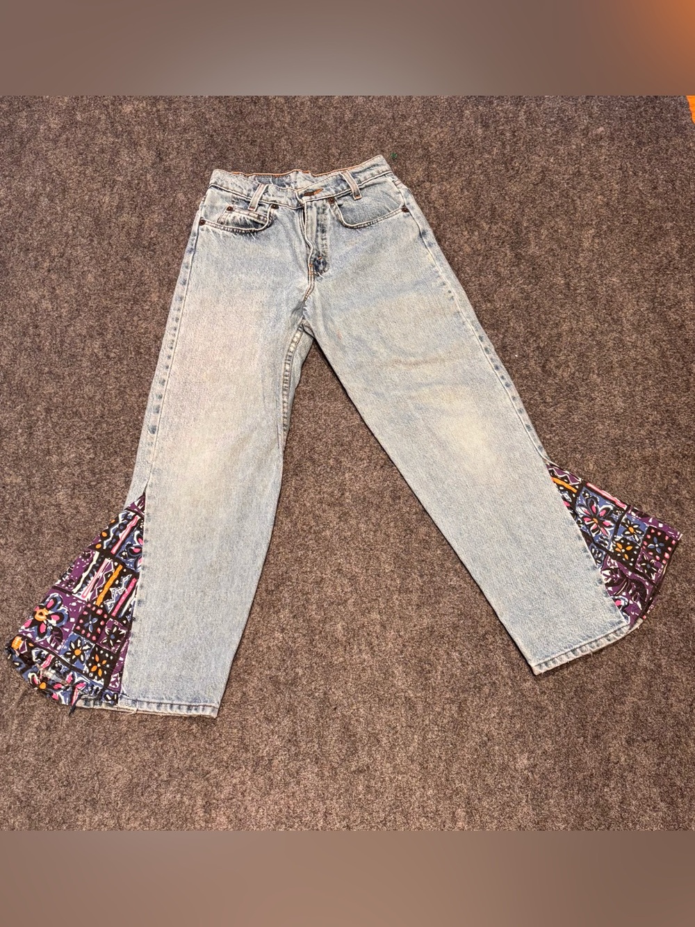 Levi's Light Blue Denim Jeans with Green Thread Accent